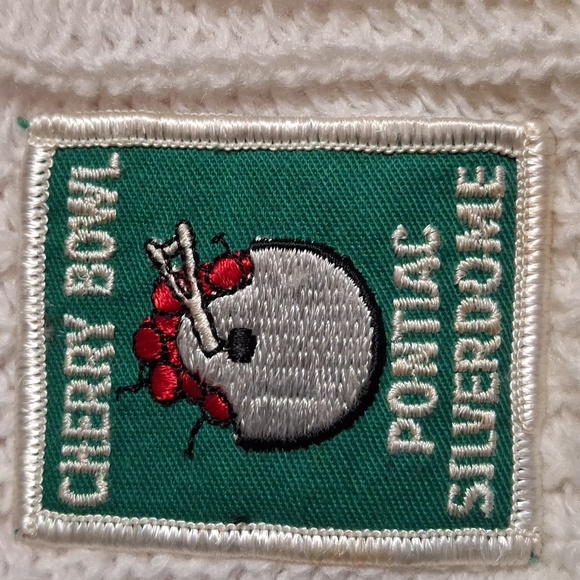 Cherry Bowl Pontiac Silverdome Vintage Red and White Knit Hat - Picture 2 of 3